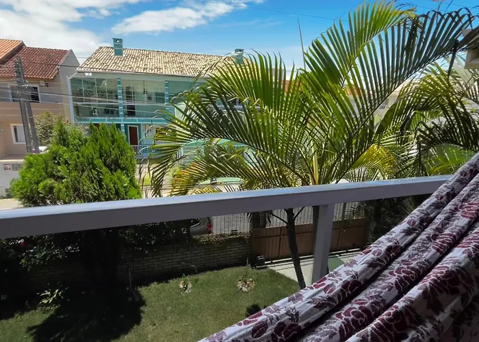 Casa Espacosa Com Sala De Jogos Interna E Externa