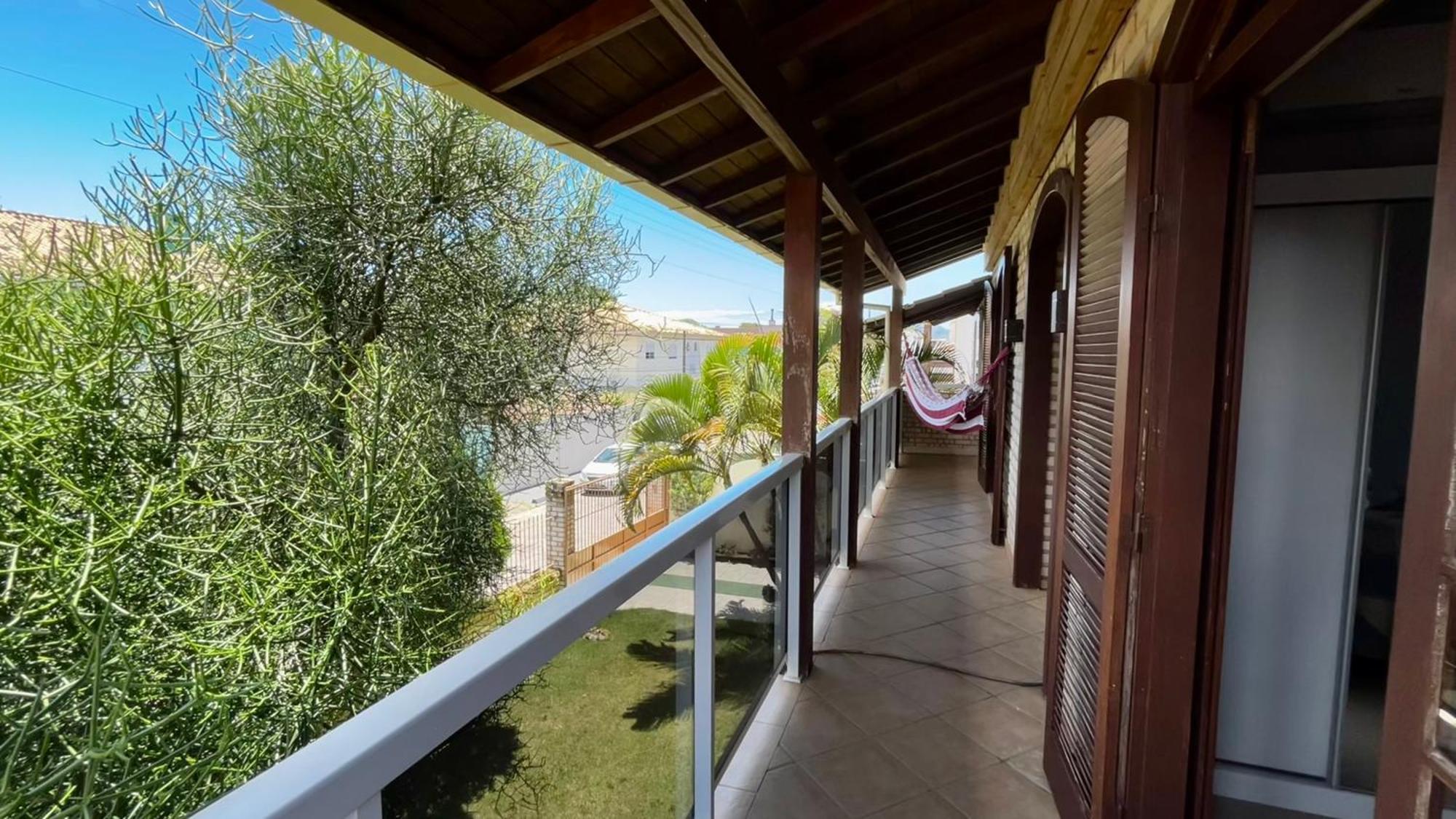 Casa Espacosa Com Sala De Jogos Interna E Externa * Florianopolis